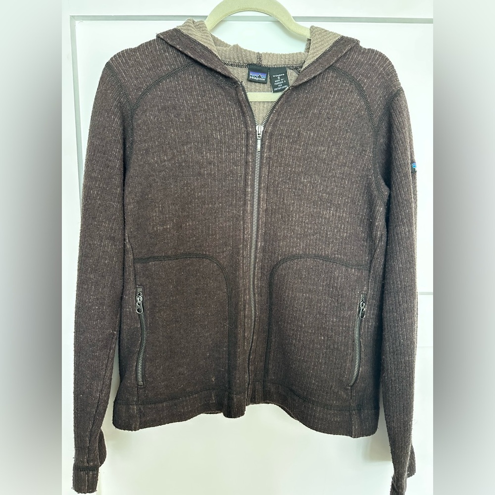 Vintage Patagonia Women’s Brown Full-Zip with Hood Sweater Size Small